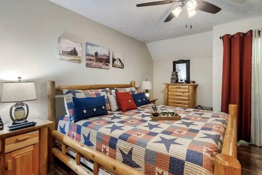 Beary Peaceful Smokies Retreat: Hot-Tub & Pools Villa Pigeon Forge Eksteriør billede