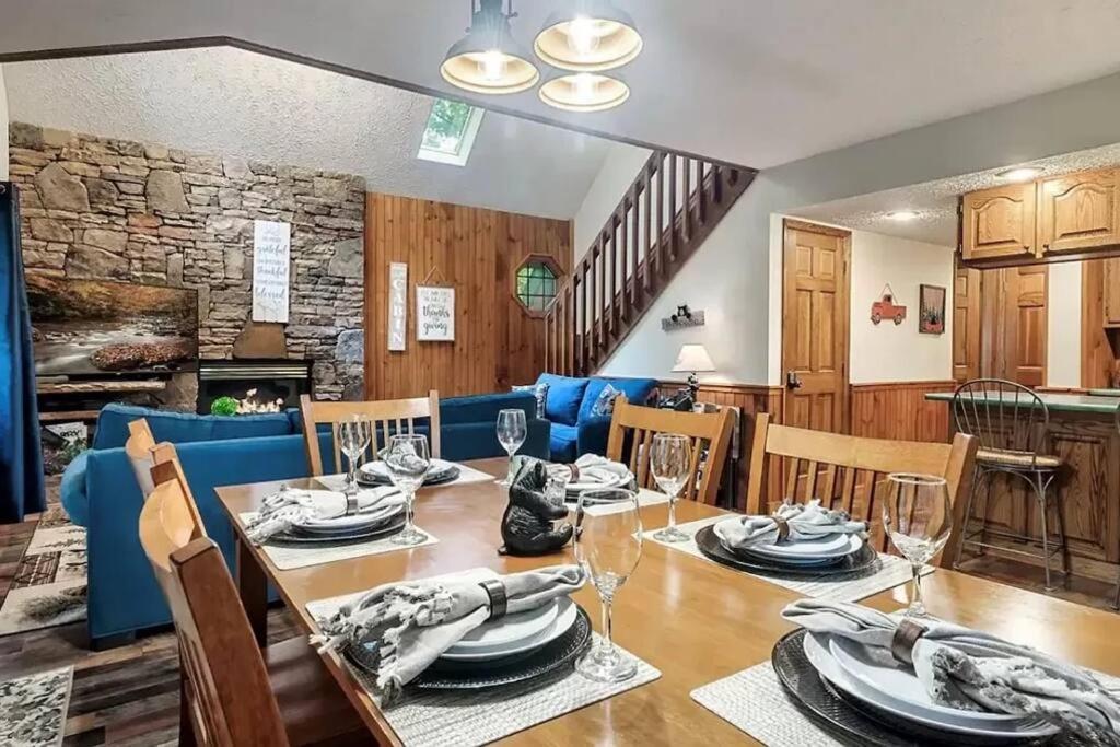Beary Peaceful Smokies Retreat: Hot-Tub & Pools Villa Pigeon Forge Eksteriør billede