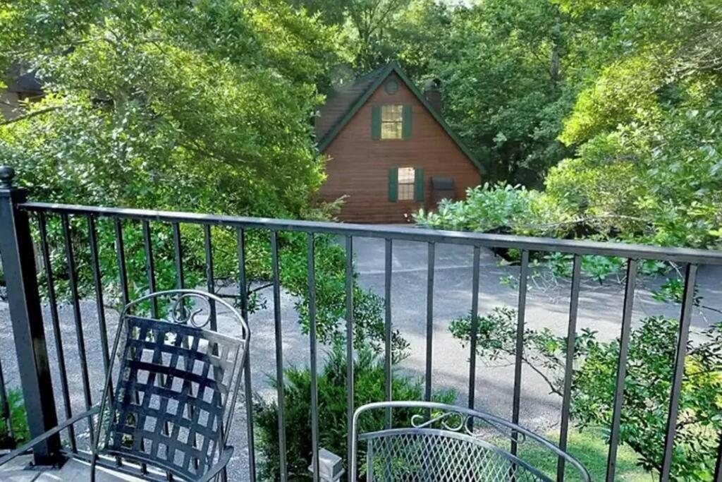 Beary Peaceful Smokies Retreat: Hot-Tub & Pools Villa Pigeon Forge Eksteriør billede